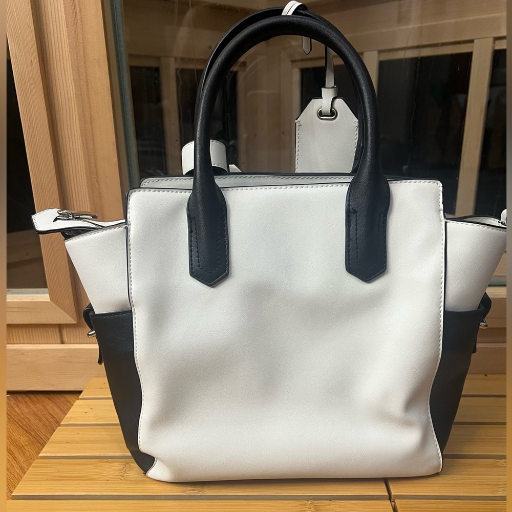 Reed Krackoff Atlantique perforated black and white Handbag - Picture 5 of 14